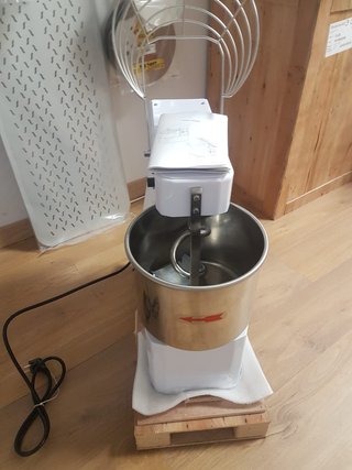 IMPASTATRICE 10 LT EXTRIME PER 8 KG DI MASSA