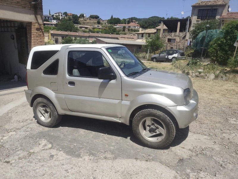 Suzuki Jimny 1999 - foto 1
