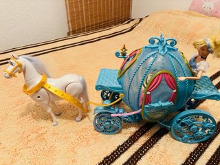 Carroza Cenicienta con Muñeca