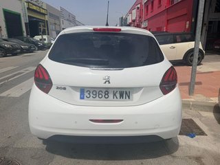 Peugeot 208 5P Signature BlueHDi 73KW (100CV)