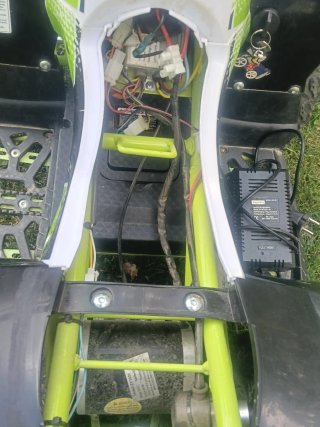 Quad Eléctrico Infantil 4-8 Años