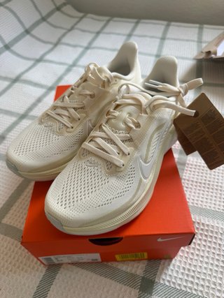 Zapatillas Nike Pegasus 42 Beige/Blanco