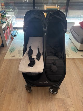 Silla de paseo doble Baby Jogger negra