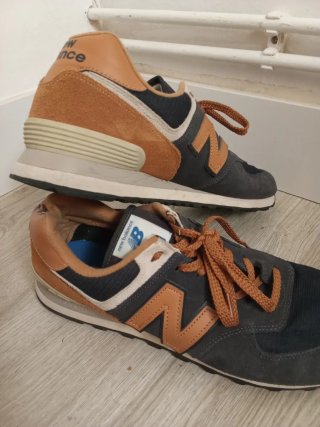 Zapatillas New Balance Gris y Marrón
