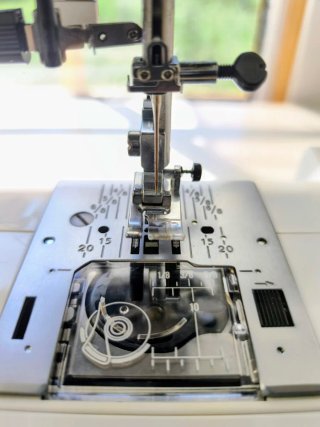 Máquina Coser Alfa 4760 Electrónica Blanca Nueva