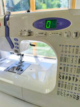 Máquina Coser Alfa 4760 Electrónica Blanca Nueva