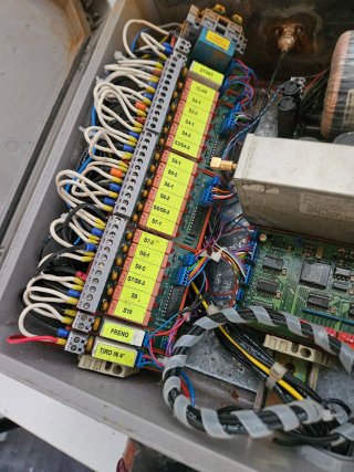 Centralina radiocomando gru edili Punto