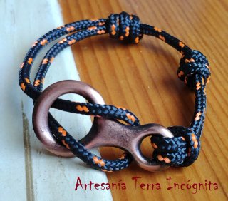 Pulsera ocho de barranquismo escalada