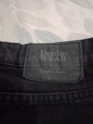 Bermuda Lefties Negra Talla M