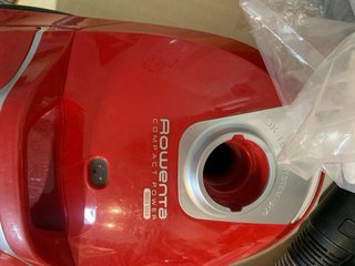 Aspiradora Rowenta Compact Power con filtros
