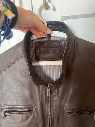 Chaqueta de cuero Massimo Dutti marrón