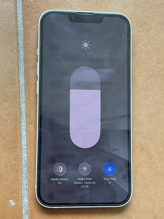 iPhone 13 Blanco 128GB +31 fundas