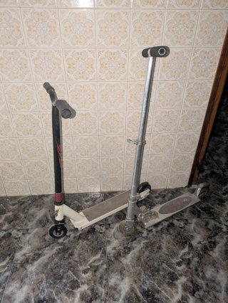 2 Patinetes infantiles