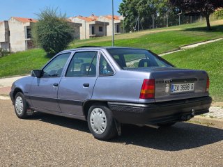Opel kadett 1990