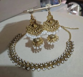 Set gioielli lusso oro e bianco