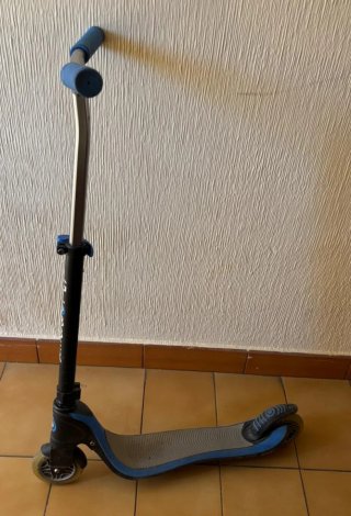 Patinete Niño Globber Azul