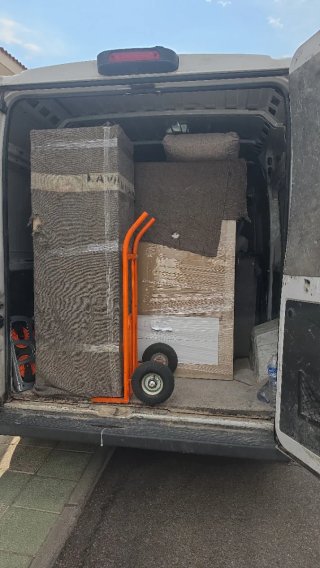 Portes y mudanzas