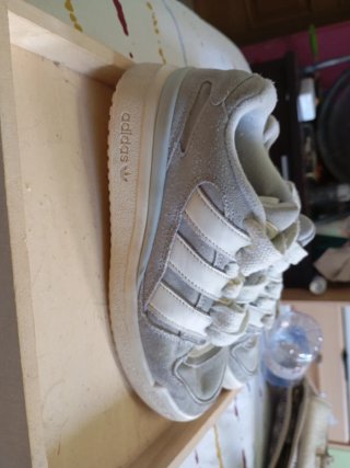 Zapatillas Adidas Forum Grises y Blancas