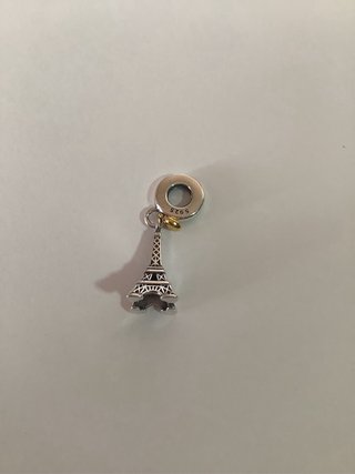 Charm Torre Eiffel