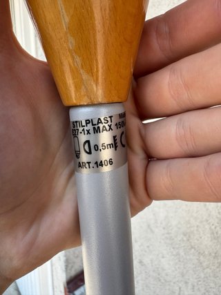 Lampada da terra bianca e legno