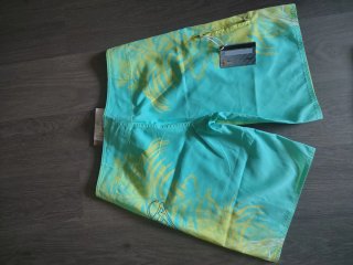 Bañador O'Neill verde y turquesa.