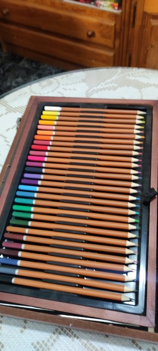 Maletín de pintura madera
