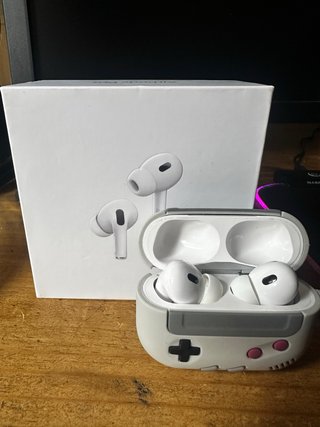 AirPods Pro 2ª generazione originali + custodia