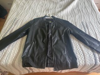 Chaqueta de cuero hombre negra.