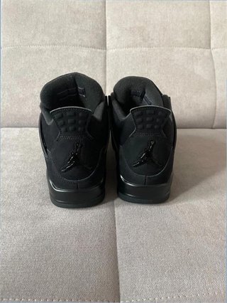 Jordan 4 Black Cat Talla 43