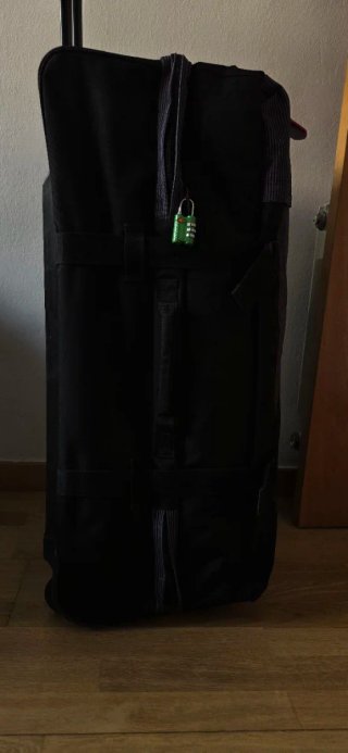 Maleta Eastpak gris/negra