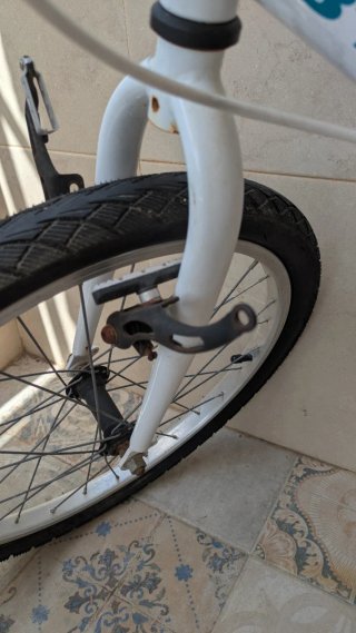 Bicicleta infantil BTWIN blanca