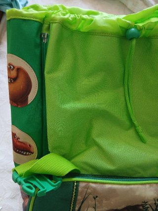 Zaino Il viaggio di Arlo con astuccio