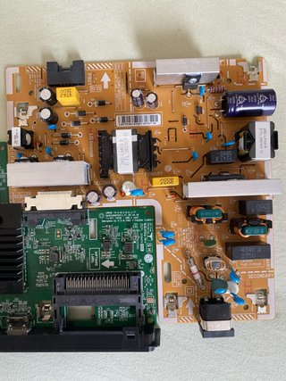 Placa main y fuente de alimentación LG TV 65″