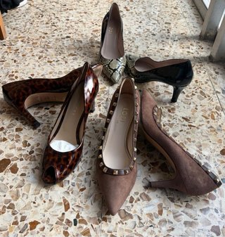 Zapatos de tacón elegantes