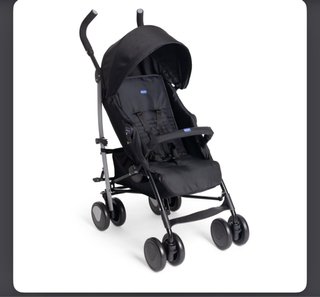 Carrito de bebé negro