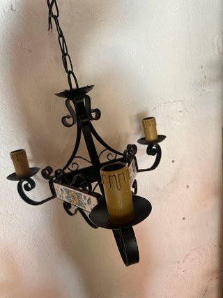 Lámpara de techo de metal con cerámica