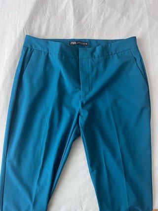 Conjunto Zara americana y pantalón azul