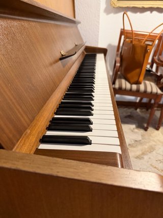 Piano Petrof 1975