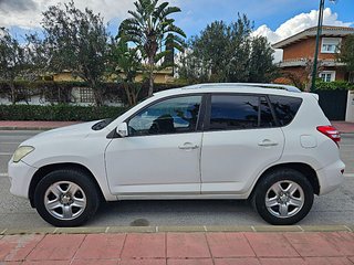 Toyota RAV4 2009 2.2 D4D Advance 4x4 150 CV 5p.