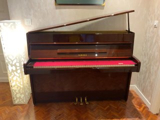 Piano Yamaha U1H Japón 1973