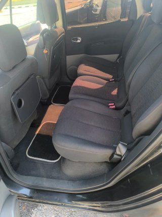 Renault Scenic Negro