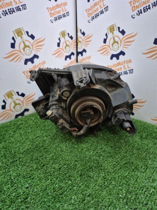 Faro Derecho Nissan Juke 2009