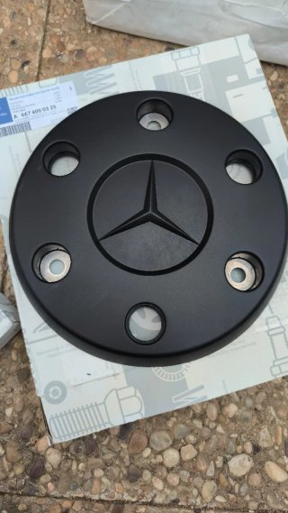 Tapa Central Rueda Mercedes A 667 400 03 25