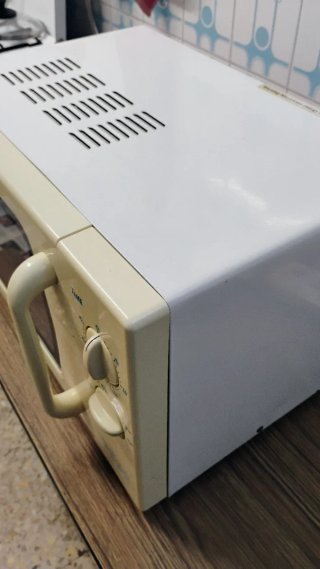 Microondas ASTRO