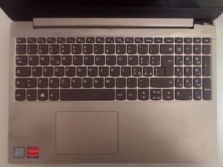 Lenovo IdeaPad 330S i5 8GB 256GB SSD Radeon