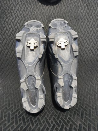 Calas B'Twin talla 43'5  SHIMANO