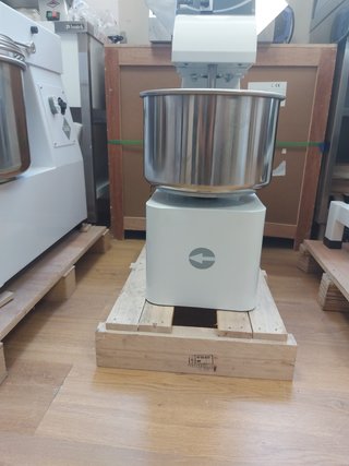 IMPASTATRICE EVO 15 LT PER 12 KG DI MASSA TOTALE