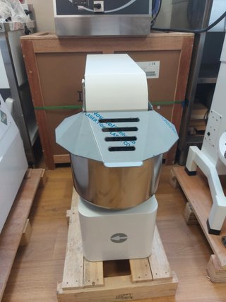 IMPASTATRICE EVO 15 LT PER 12 KG DI MASSA TOTALE