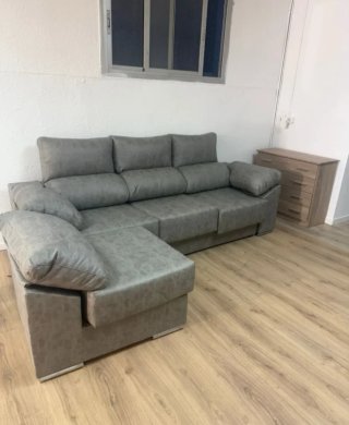 Divani chaise longue in stile moderno ed elegante