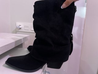 Botas tacón negro